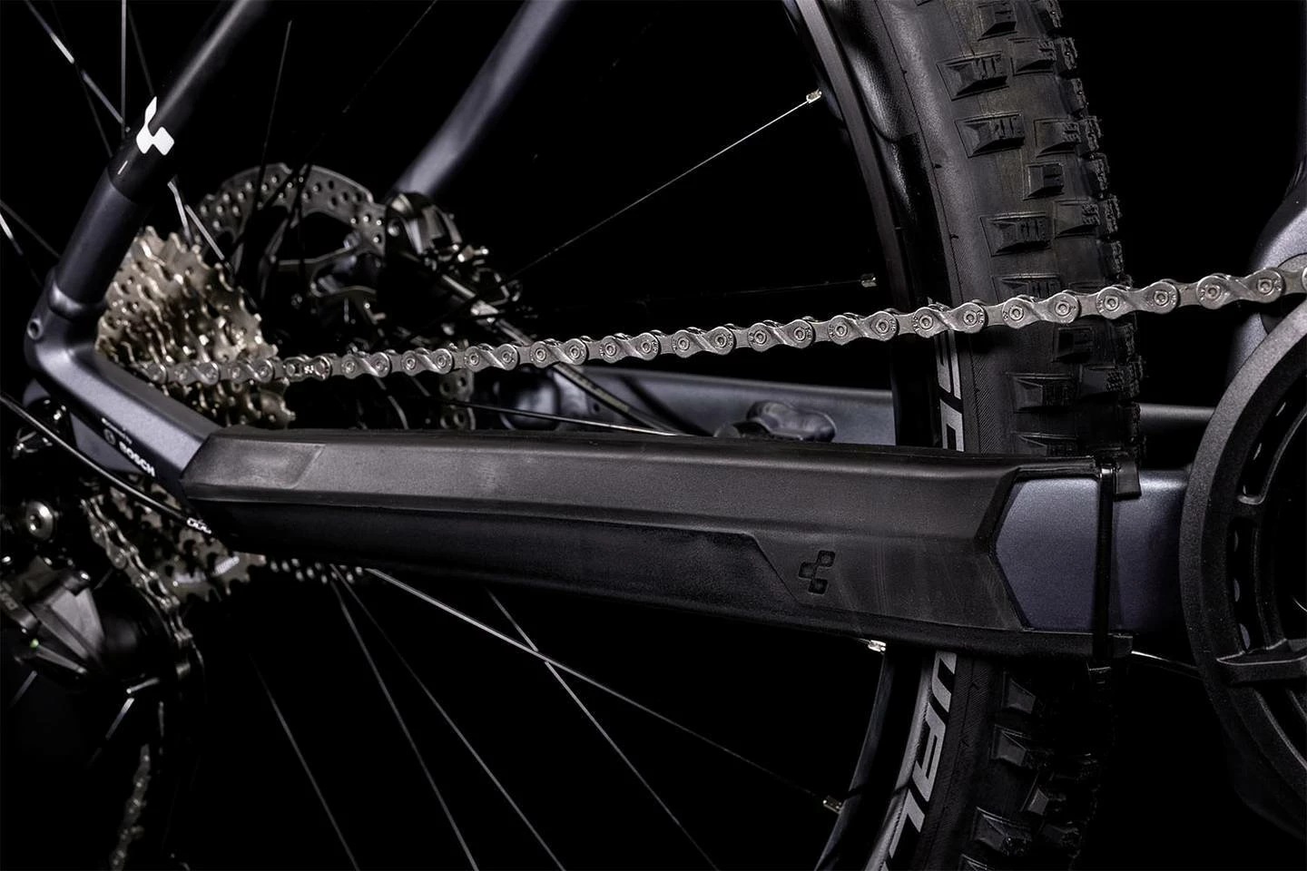 Cube Reaction Hybrid Performance 500 Metallicgrey'n'white 2 Cube Reaction Hybrid Performance 500 Metallicgrey'n'white – Image 2