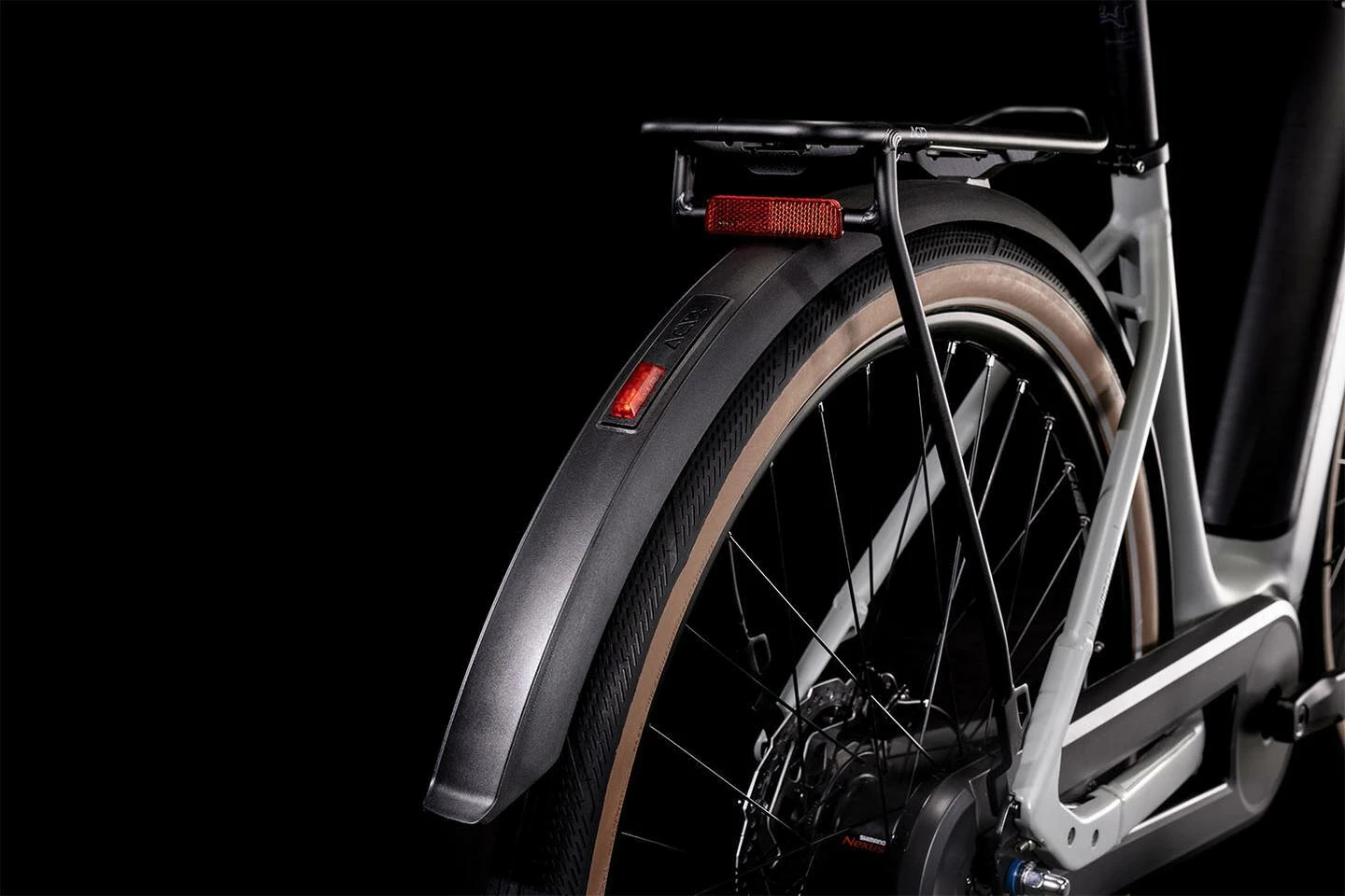 Cube Supreme Hybrid One 400 Nexus Lunar'n'grey 4 Cube Supreme Hybrid One 400 Nexus Lunar'n'grey – Image 4