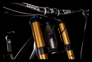 VTT Tout-Suspendu Cube Two15 HPC SLT Sram X01 2022 8 VTT Tout-Suspendu Cube Two15 HPC SLT Sram X01 2022 – Image 8