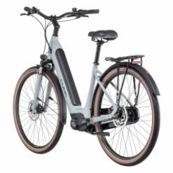 Vélo De Ville Électrique Cube Supreme Hybrid One 500 Easy Gris -VÉLOS ÉLECTRIQUES Soldes Magasin Velo de Ville Electrique Cube Supreme Hybrid One 500 Easy Entry Shimano Nexus 7V 500 Wh 700 mm Gris Lunar 2022 4