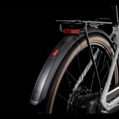 Vélo De Ville Électrique Cube Supreme Hybrid One 500 Easy Gris -VÉLOS ÉLECTRIQUES Soldes Magasin Velo de Ville Electrique Cube Supreme Hybrid One 500 Easy Entry Shimano Nexus 7V 500 Wh 700 mm Gris Lunar 2022 7