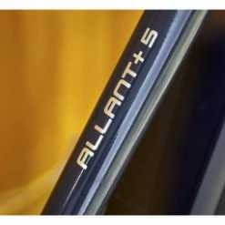 Trek Allant+ 5 Stagger 27.5'' 500wh Shimano 2021 -VÉLOS ÉLECTRIQUES Soldes Magasin Velo de Ville Electrique Trek Allant 5 Stagger 27.5 500wh Shimano 9V Solid Charcoal 2021 9