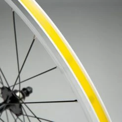 ROUE FIXIE 700 BLANC ARRIERE -VÉLOS ÉLECTRIQUES Soldes Magasin roue fixie 700 blanc arriere 4 600x600 1