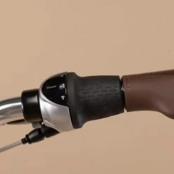 VELO DE VILLE ELOPS 540 CADRE BAS ROUGE BRIQUE -VÉLOS ÉLECTRIQUES Soldes Magasin velo de ville elops 540 cadre bas rouge brique 6 600x600 1